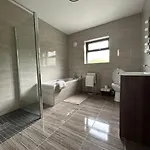 Carhan House - 度假居 *