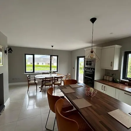 Carhan House - Holiday home *