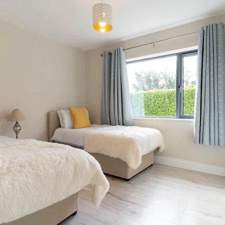 Carhan House -