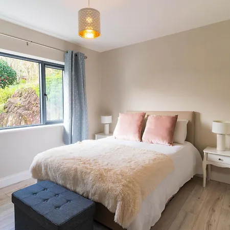 Carhan House - *